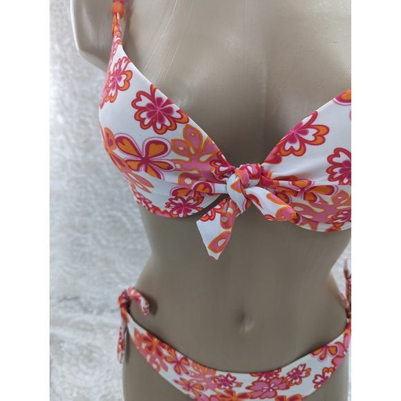 Honeytrap high end floral swimsuit made‎ in australia - Picture 5 of 5